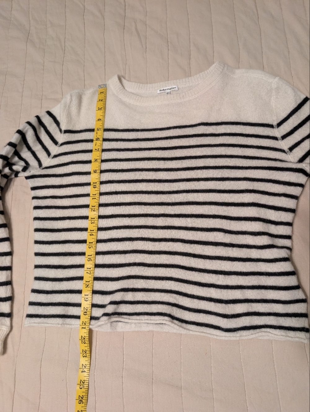 Reformation Cashmere Boyfriend Sweater, Women's Size Medium, Black White Stripea - Picture 7 of 11
